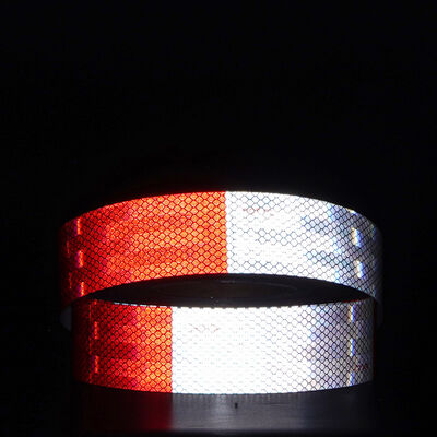Хорошая цена Лента для транспортных средств красная и белая со сроком службы 10 лет и микропризматической светоотражающей технологией онлайн
