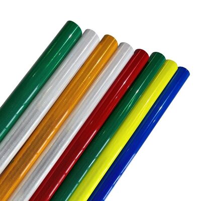 Хорошая цена Светоотражающая пленка алмазного класса для печати с высокой отражающей способностью и микропризматической структурой для безопасности дорожного движения онлайн